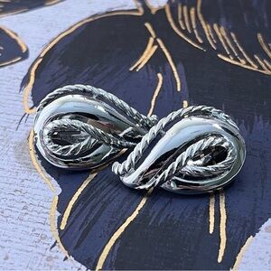 Vintage 1980s Large Silver Classic Twisted Rope Design Clip-on Earrings